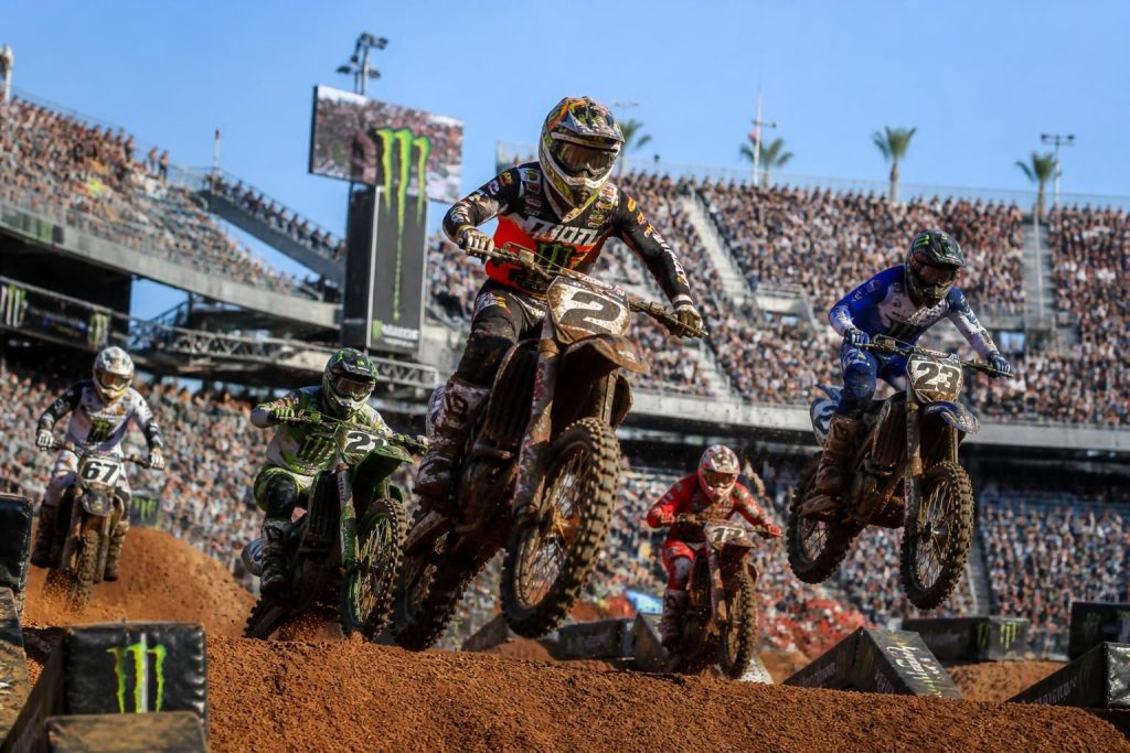 découvrez toutes les informations essentielles sur le supercross anaheim 1 2025 : dates, résultats attendus et faits marquants de l'événement incontournable.